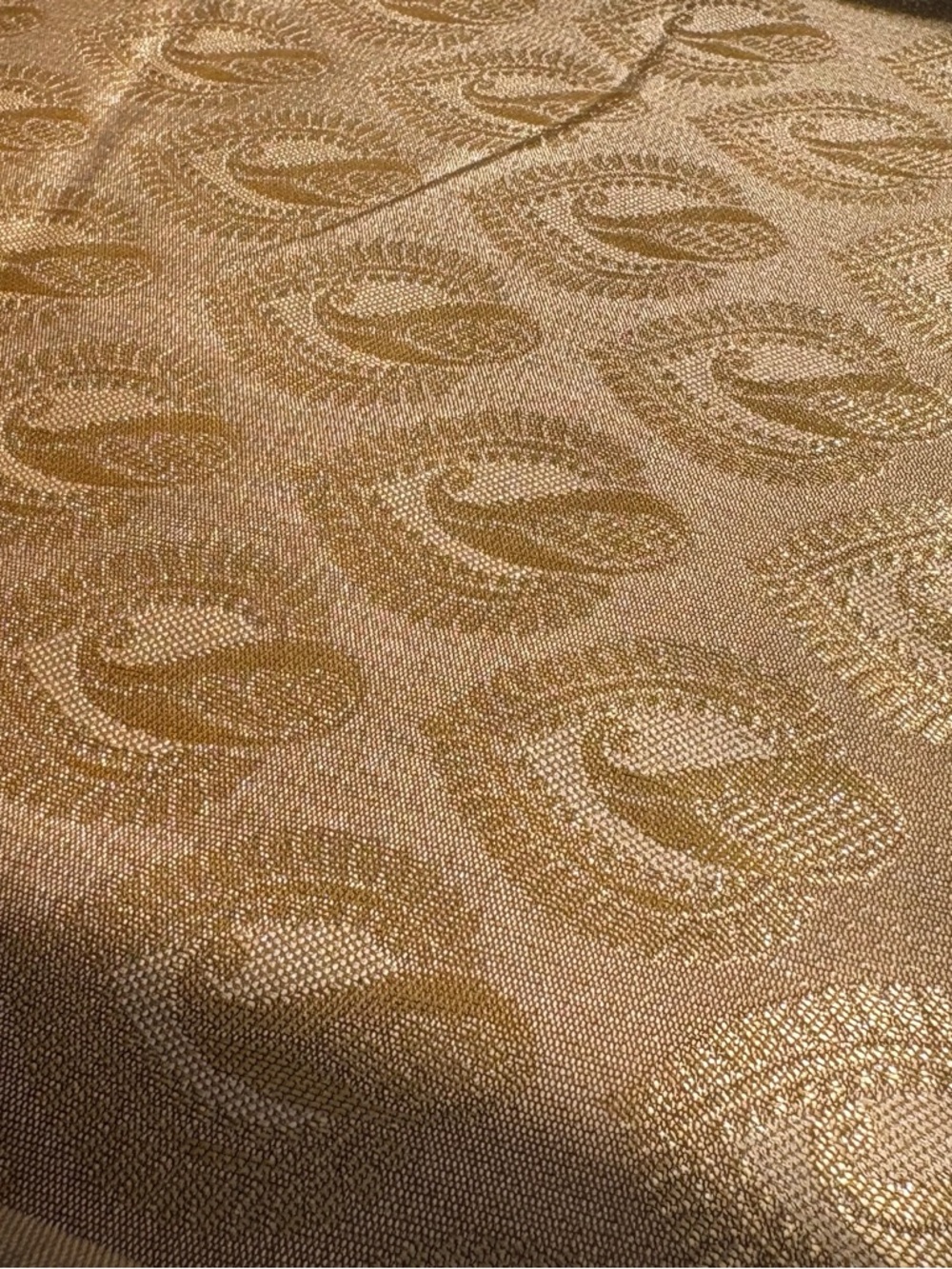 Metallic Gold Paisley brocade benarashi